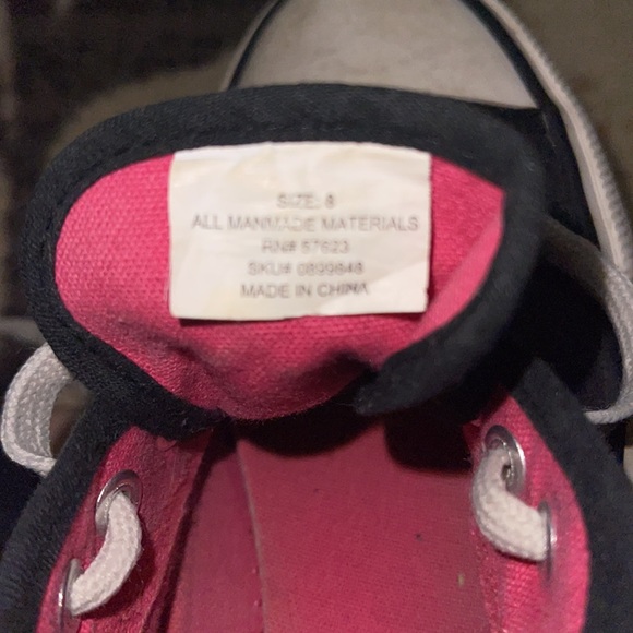 Cute black and white sneakers - Picture 8 of 11